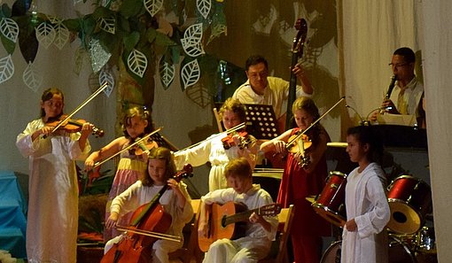 Musizieren beim FSJ in Kolumbien