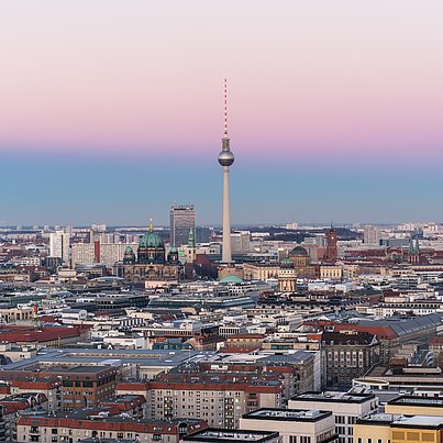 Fernsehturm und Sonnenuntergang beim FSJ in Berlin