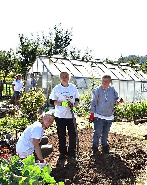 Gartenarbeit beim FSJ in Singen