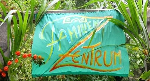 Schild des Familienzentrums beim FSJ in Witten