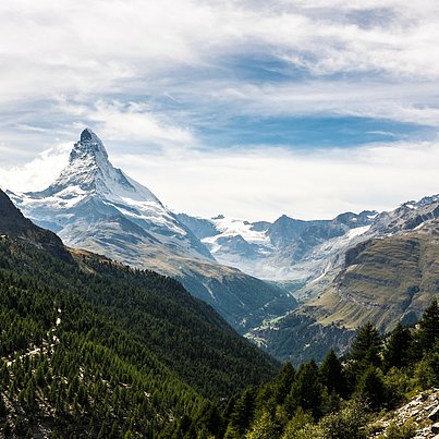 Berge mit Schnee beim FSJ in der Schweiz