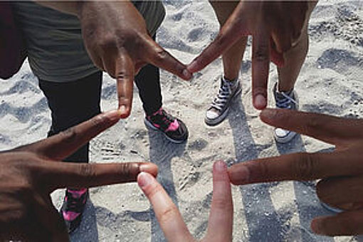 Fingerspitzen beim FSJ in Bayern