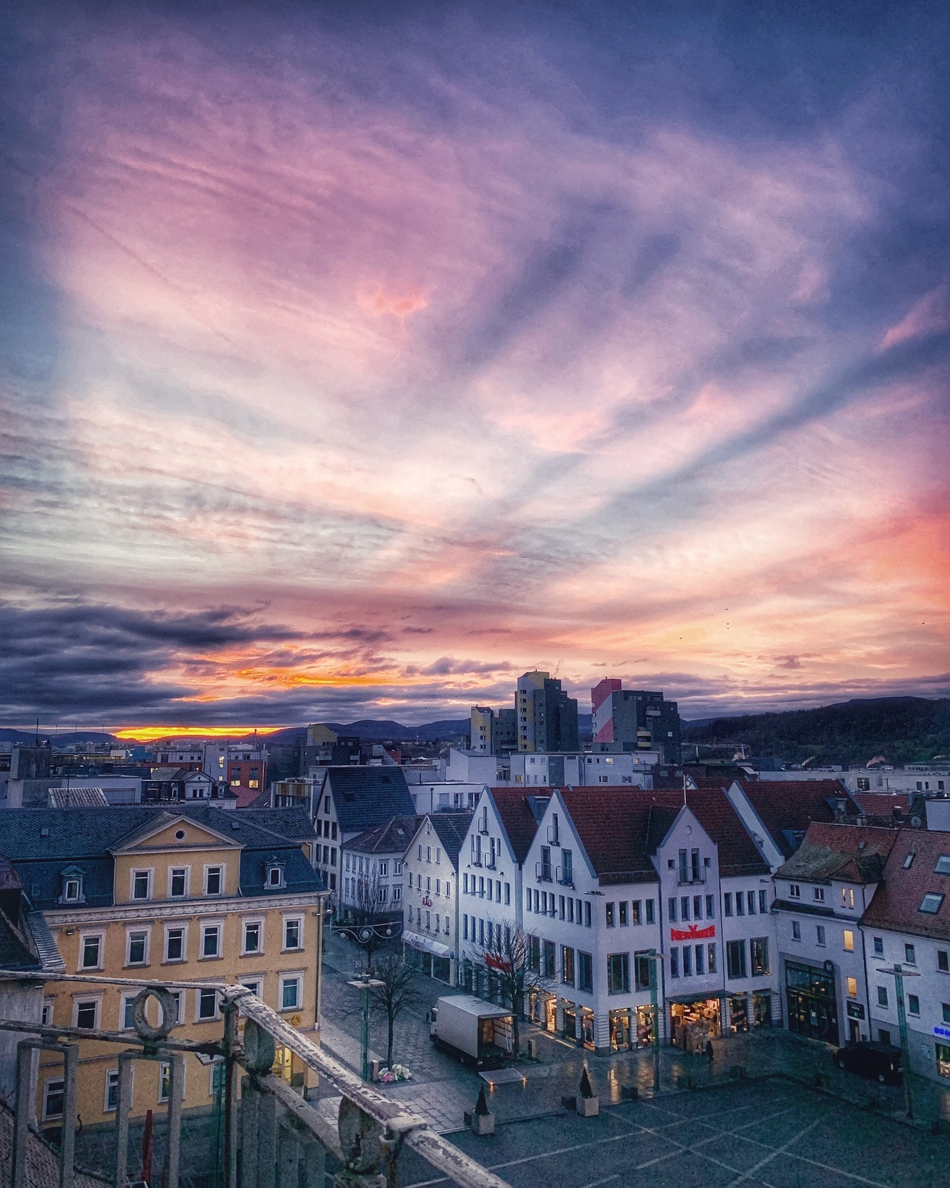 Sonnenuntergang über der Stadt beim FSJ in Göppingen
