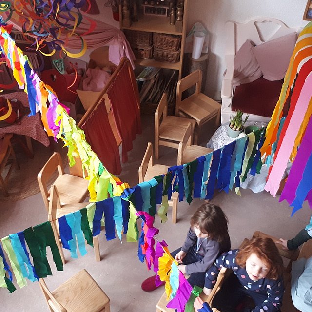 Geschmückter Raum im FSJ Kindergarten