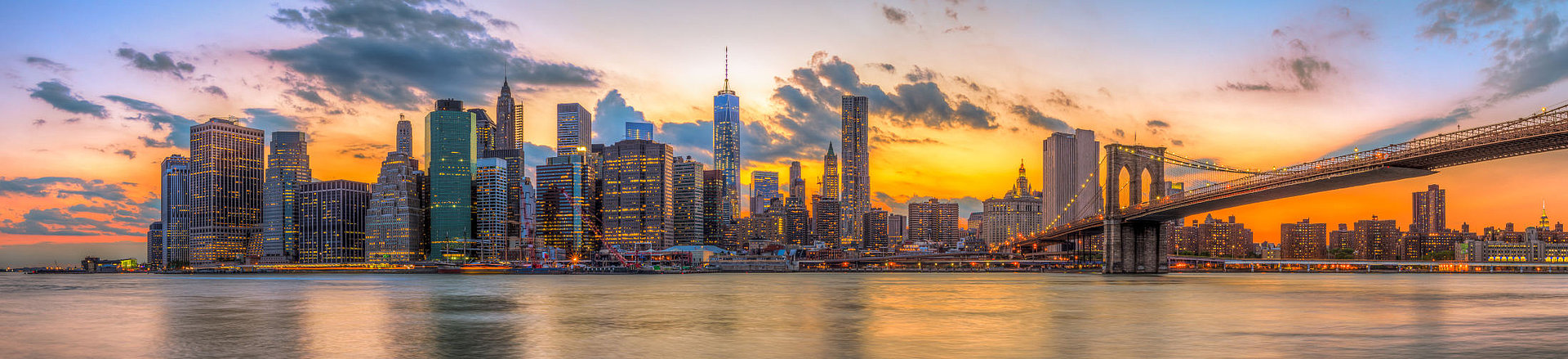 Skyline und Sonnenuntergang beim FSJ USA