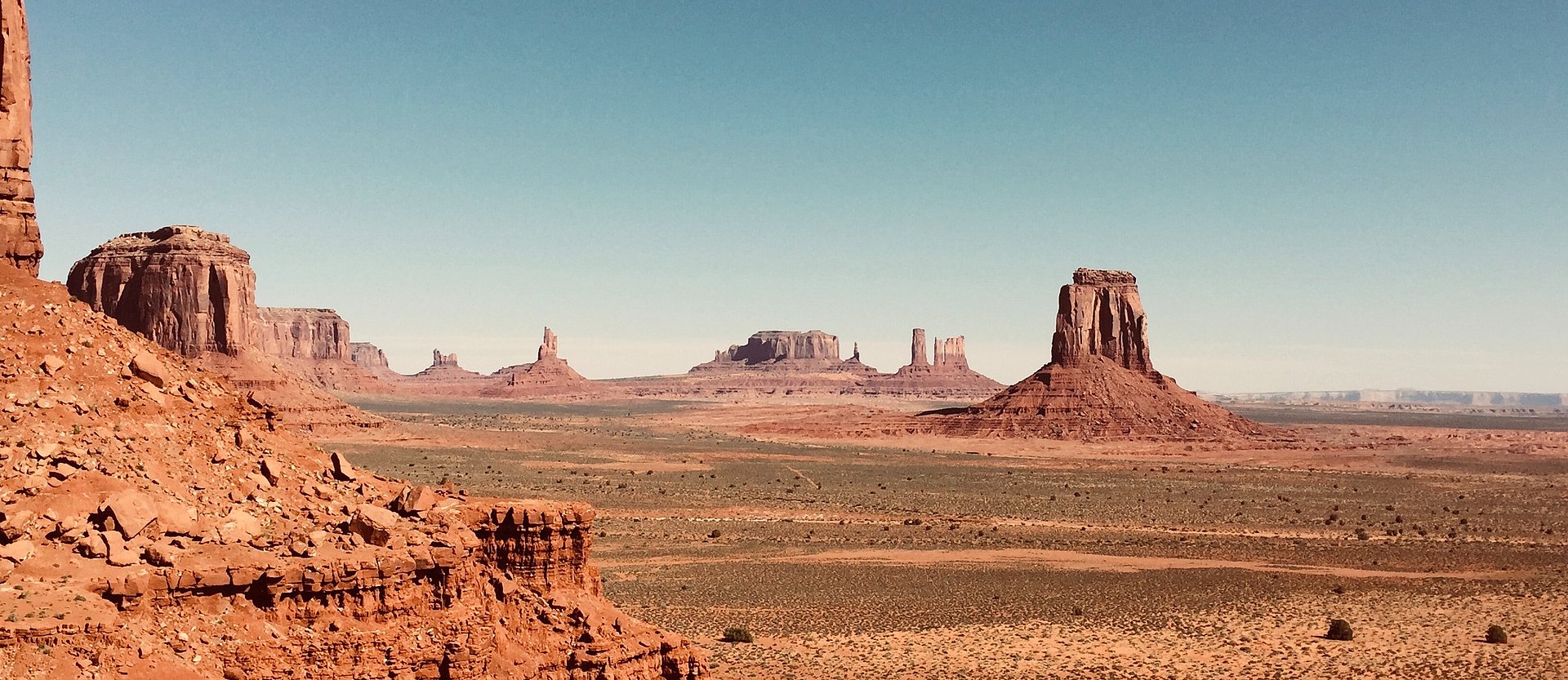 Trockene Landschaft beim FSJ in den USA