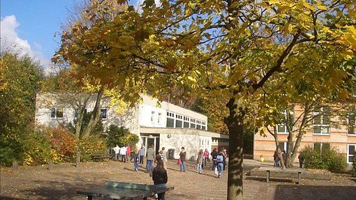 Schulhof beim FSJ in Recklingshausen