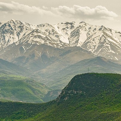 Berge und Wald beim FSJ Armenien.