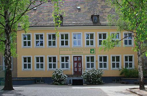 Gelbe Schule beim FSJ in Dresden
