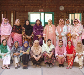 Green Earth Roshni School Pakistanische Lehrerinnen