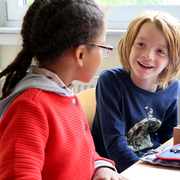 Waldorfschule Frankreich Zwei Schulkinder